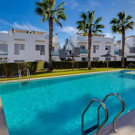 Punta Prima 2 Bed With Private Garden Lejlighed Punta Prima (Alicante)