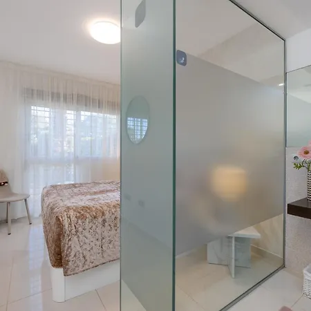 Punta Prima 2 Bed With Private Garden Lejlighed